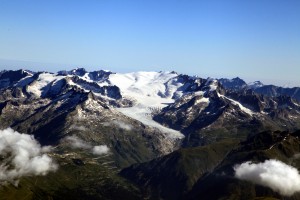 » a flight above the Swiss Alps - Awake